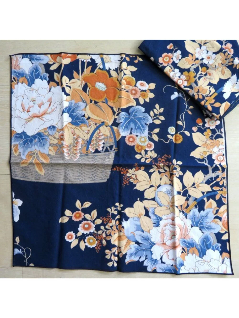 Set of 3 Vintage Floral Cotton Dinner Napkins 17